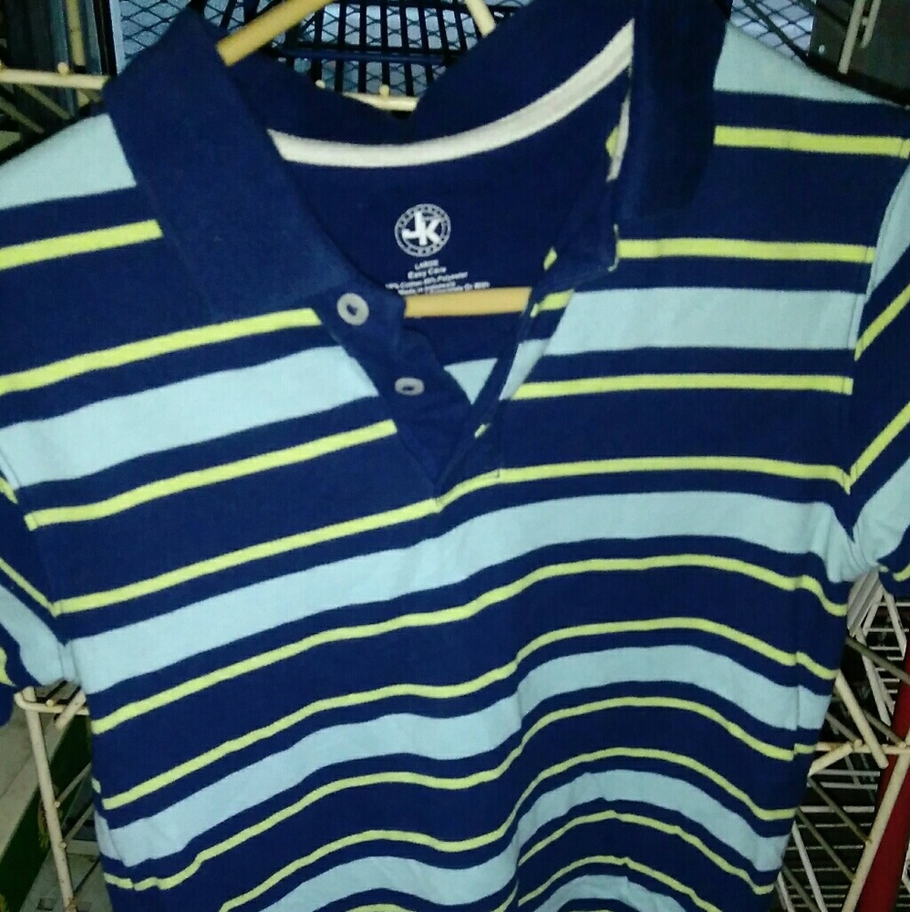 Shirt - Picture 3 of 3